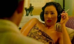 晚娘电影在线观看,爱与复仇的交织，一场无法逃离的命运轮回